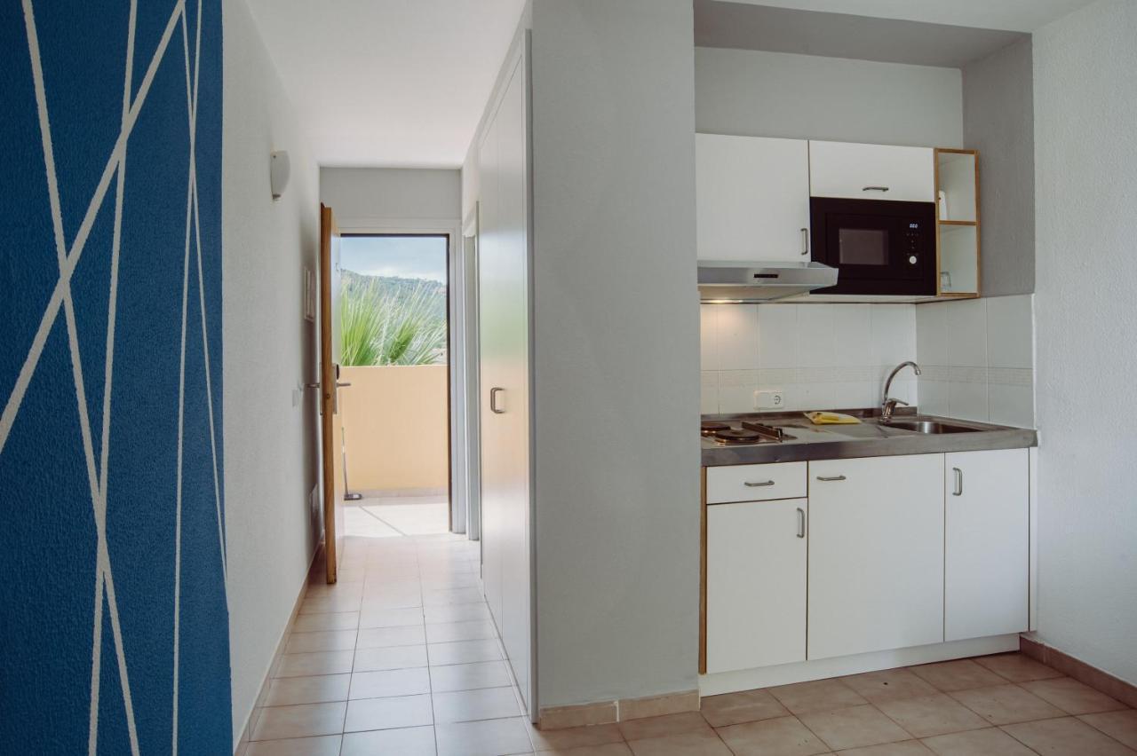 Alper Apartments Mallorca Palmanova Екстериор снимка