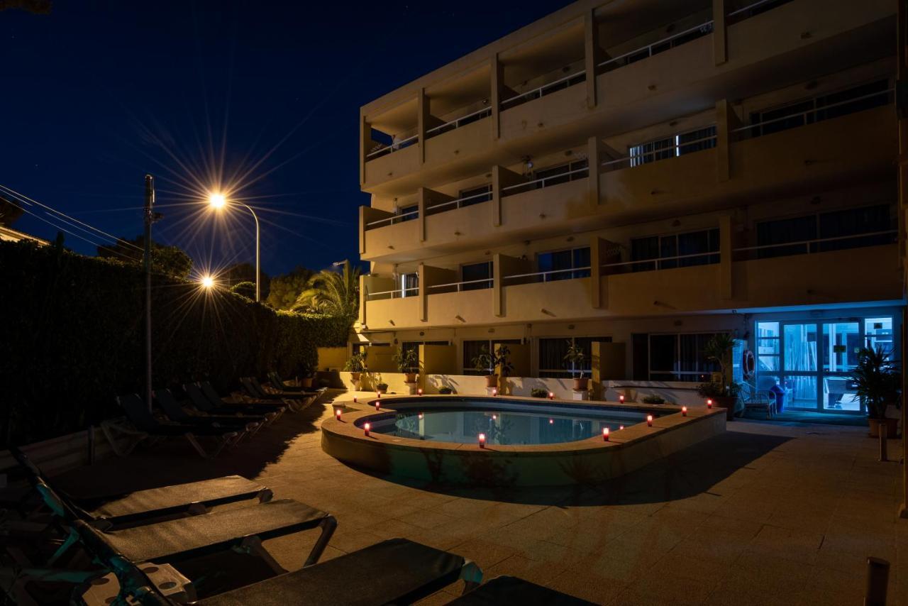 Alper Apartments Mallorca Palmanova Екстериор снимка