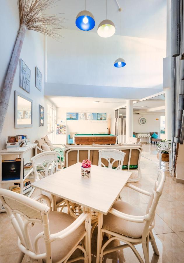 Alper Apartments Mallorca Palmanova Екстериор снимка